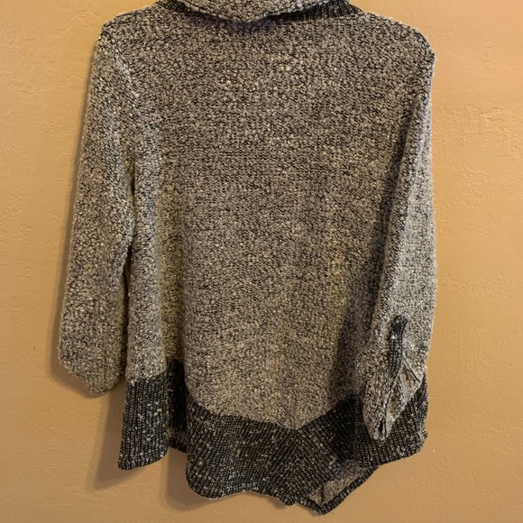 SJS Womens M Multicolor Cowl Neck Nubby Knit Asymmetrical Hem Sweater - Picture 3 of 5